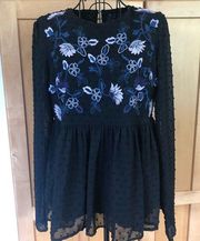 Kaari Blue Black Nub Embroidered Black Top Small