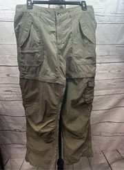 Eastern Mountain Sports 10 short green cargo zip off pants - 2701