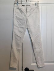 White Mossimo skinny jeans / mid rise denim legging.
