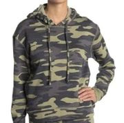 NEW NWT SOCIALITE Green Gray Camo Camouflage Hoodie Sweatshirt Pullover Medium