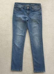 NEW YORK & COMPANY SKINNY STRETCH size 6 BLUE JEANS