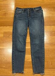 Old Navy  Rockstar fray hem button fly super skinny mid-rise ankle jeans size 6 .