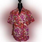 Allison Daley button down shirt. 8P (Petite). Bright, fun pattern. Pink,red,etc