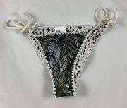 4 SM  Green leaf string bikini