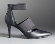 Simply Vera Vera Wang Black High Heels Size 10