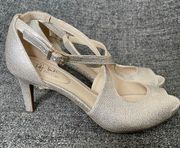 NEW Life Stride Maria Pumps Champagne Gold Peep Toe Ankle Strap Women’s Size 11