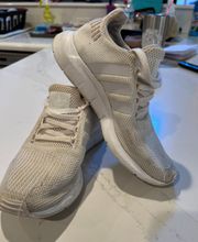 Adidas Swift Run Sneakers