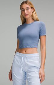 Hold Tight Straight Hem Cropped T-Shirt Oasis Blue
