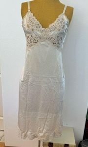 VINTAGE Vanity Fair 1970s lace slipp dress, size 36 L