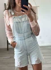 NWOT H&M light wash denim blue boho high rise 90’s overall Shorts size XS