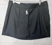 Gap Women’s Dressy Black Skort Side Zipper Sz 8