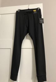 NWT Simply Vera Joggers