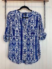 Aqua by Bloomingdale’s Blue White Print Long Sleeve Button Front Top Size XS