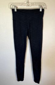 Athleta  Navy Blue Striped Ripple Chatarunga Legging Size XS Activewear Athletic