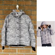 Varley Highland Puff Jacket Contrast Snake XS