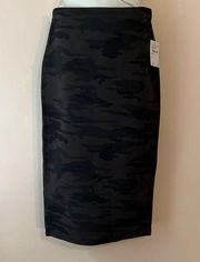 Sanctuary Camo Print Pencil Skirt Sz XS