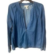 Bridgehampton by Isaac Mizrahi zip Up Denim Top. Size XS.