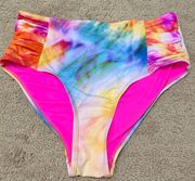 Size M Tini Bikini High Waisted Bottoms 