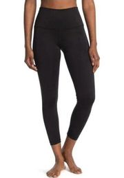 X by Gottex Rachel Capri Leggings Black