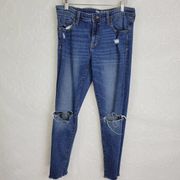 Gap Womens Jeans Size 6 Blue Distressed Coupe Girlfriend Y2K Knee Ripped Skinny
