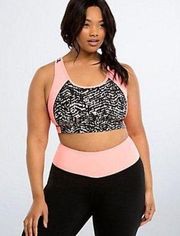 Torrid Active Sports Bra Orange Black Work Out Bra Plus Size 1 athletic Yogo gym