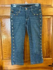 Rocawear Women’s/Jr’s Embellished, Capri jeans, size 3GUC