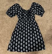 Old Navy dress with tie scooped open back, elastic waist, full sleeves, size XS