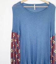 Lime N Chili Blue Pattern Long Sleeve Waffle Knit Top Women's Size Small S