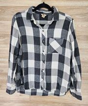 Women’s Large Gray & White Plaid Button Shirt