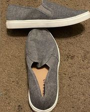 NWOT Womens Torrid Gray Charcoal Canvas Flats Slip-Ons Size 6 WW Wide