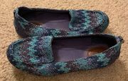 THE SAK Embroidered Moccasin Slip on Flat BLUES Bargello Pattern Size 9.5 M