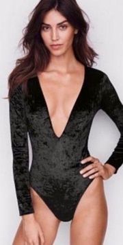 NWT Victoria Secret crushed velvet body suit size M/L