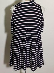 cold shoulder striped tunic top shirt mock turtleneck short sleeve M