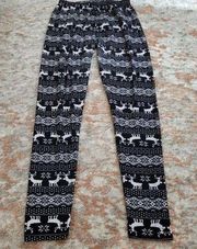 New Mix Black and White Reindeer Leggings - Plus Size (1X-2X)