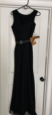 Black Sleeveless Dress