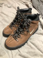 Acg Boots