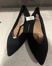 New Old Navy black flats size 9.5