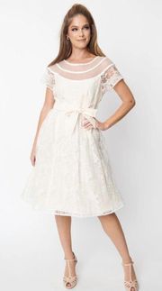 NWT Unique Vintage Off White Burnout Rose Flare Dress SZ-3X NO BELT