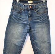 J Crew 8" Toothpick Jean Mid Rise- Skinny Size 25 T