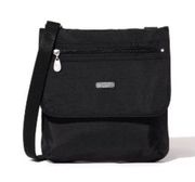 Baggallini Black Small Crossbody Purse B90