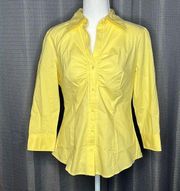 NEW YORK & COMPANY STRETCH YELLOW BUTTON FRONT FITTED SHIRT Small