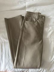 Wilfred Melina Pant