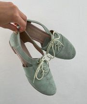 mint green flats