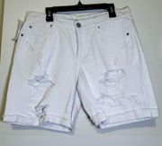 NWT Articles of Society white distressed shorts size 26