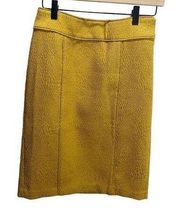 Banana Republic Mustard Yellow Textured Pencil Skirt Size 0 Brocade Fabric
