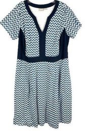 Eshakti Custom Size 16 Dress Blue Chevron A Line V Neck Short Sleeve 1139