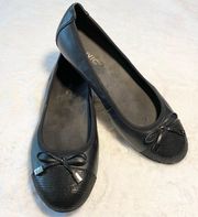 Vionic  Black Ballet Flats Size 7.5 Style Minna Arch Support