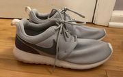 Nike Roshe Sneakers 6.5 Y