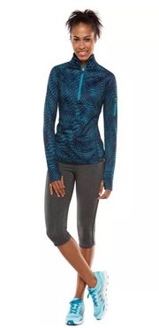 Quarter-Zip Printed Fleece-Lined Workout Jacket is a size XS.