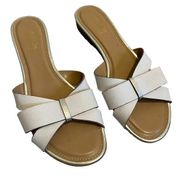 Coach And Four Aosta Wedge Sandal Putty White Leather Silver Accent Size 8.5